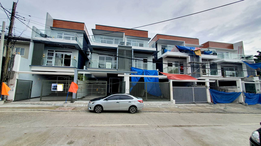 3 Storey Elegant Single Attached House and Lot for sale in Teachers Village Diliman Quezon City