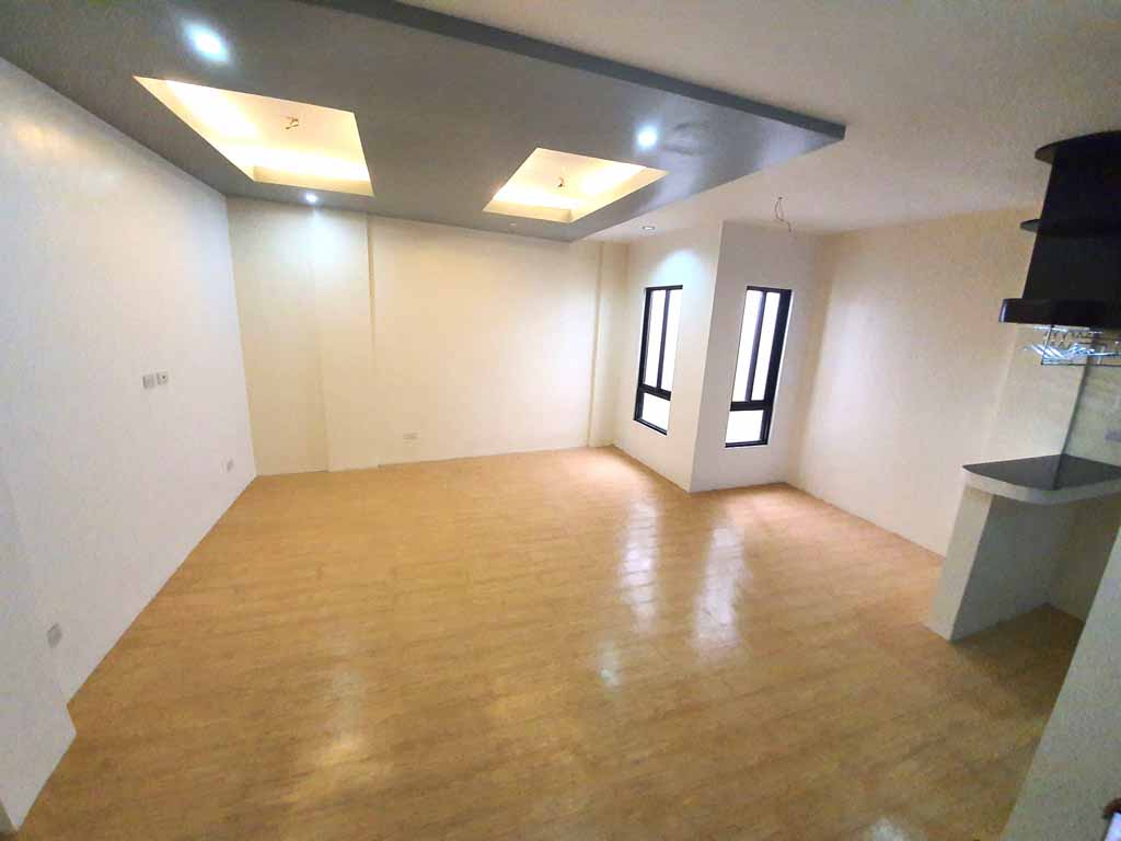 12M Townhouse for Sale in Tandang Sora Quezon City Near Visayas Avenue