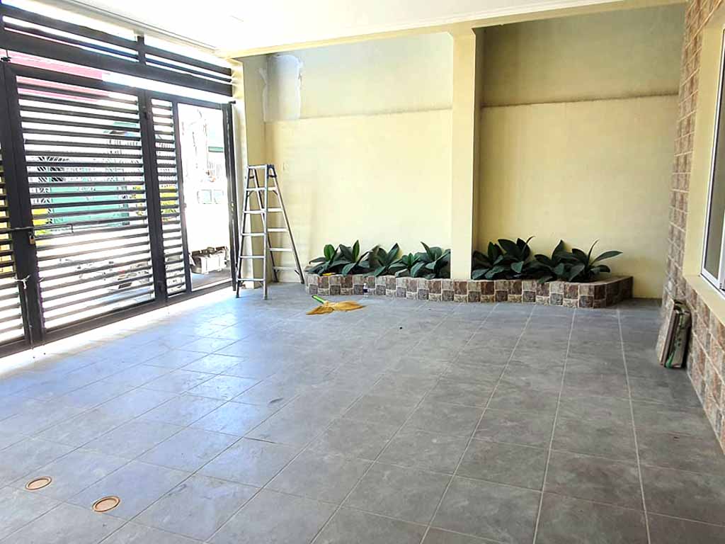 House and Lot for sale in Tandang Sora Quezon CityNear Mindanao Avenue House and Lot For Sale